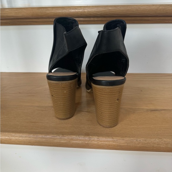 Charlotte Russe Black Wedge Heel Open Toe Slip On Shoe - Picture 7 of 8